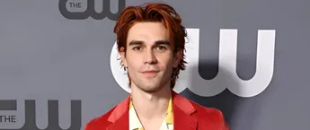 KJ Apa KJ Apa