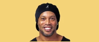 Ronaldo de Assis Moreira Ronaldo de Assis Moreira