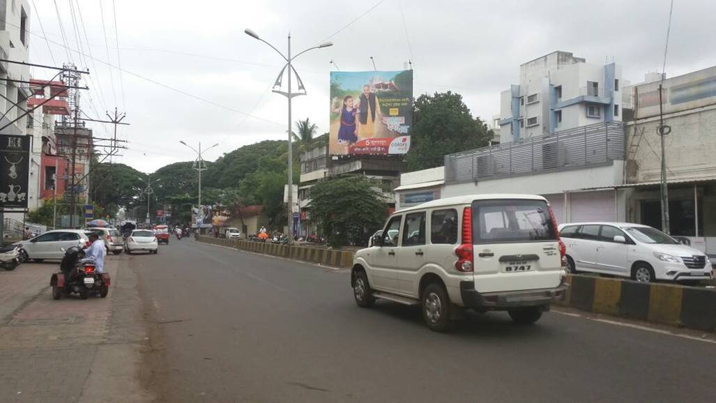 Outdoor Advertising image