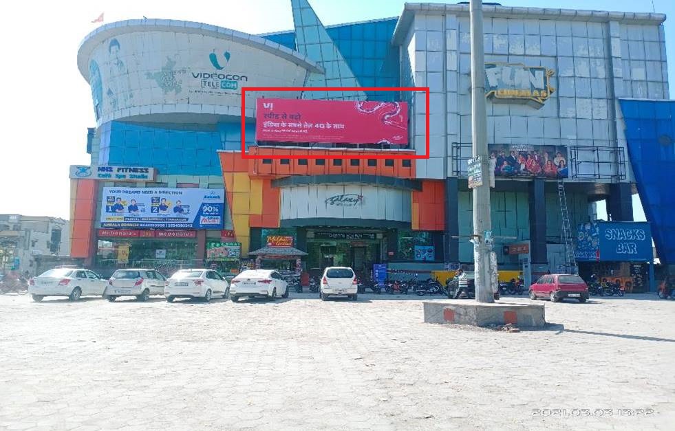 Outdoor Advertising image