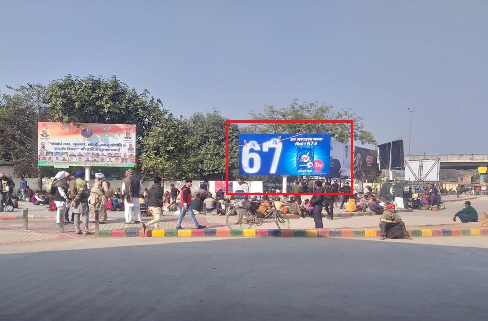 Outdoor Advertising image
