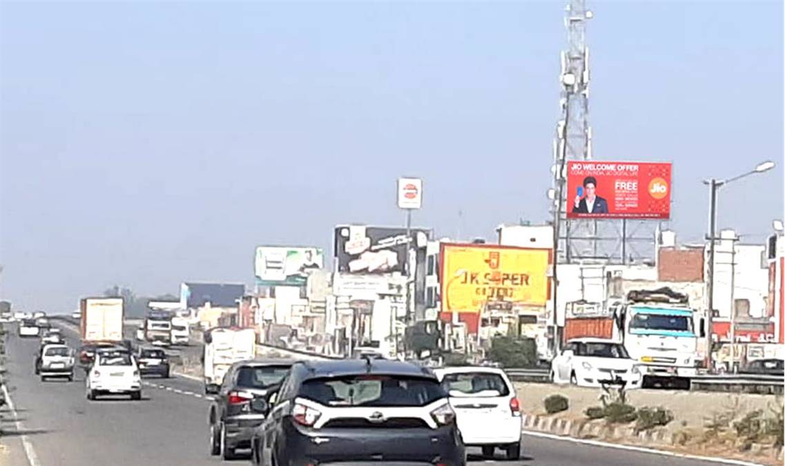 Outdoor Advertising image