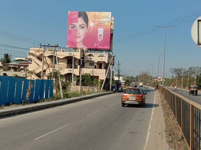 Outdoor Advertising image