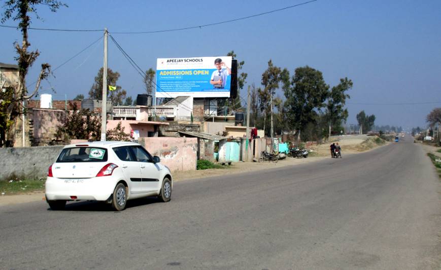 Outdoor Advertising image
