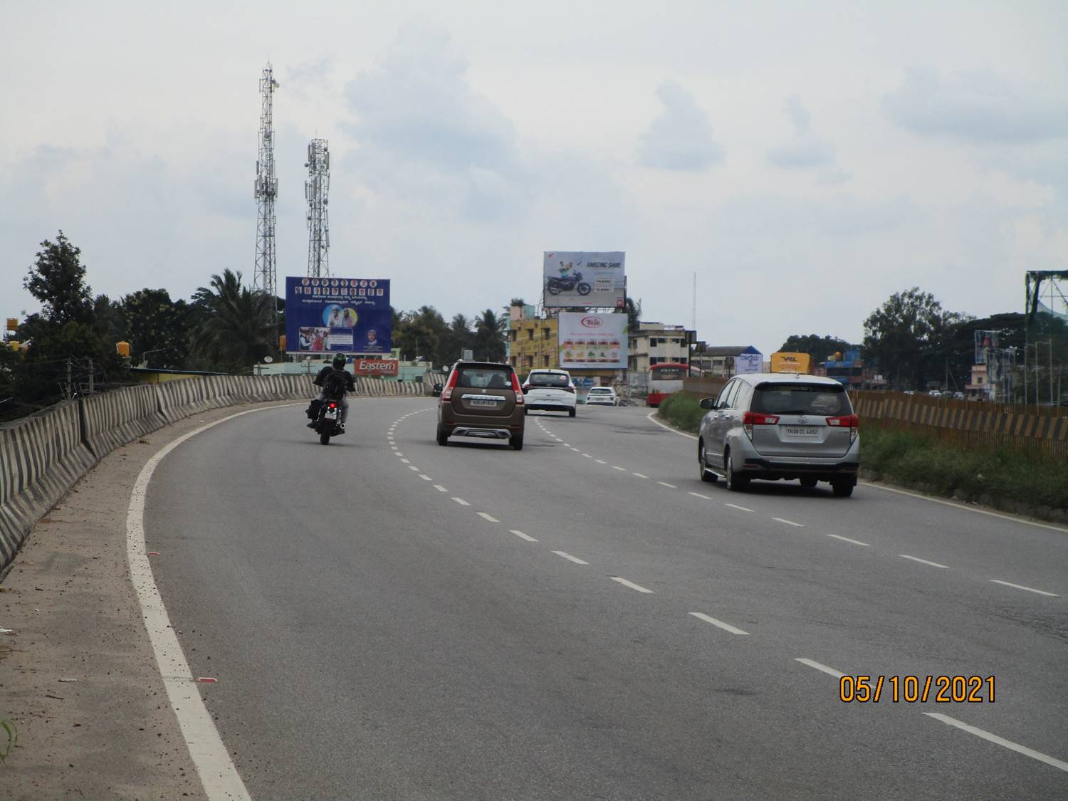 Outdoor Advertising image