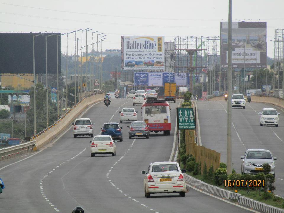 Outdoor Advertising image