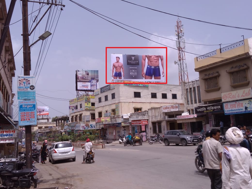 Outdoor Advertising image