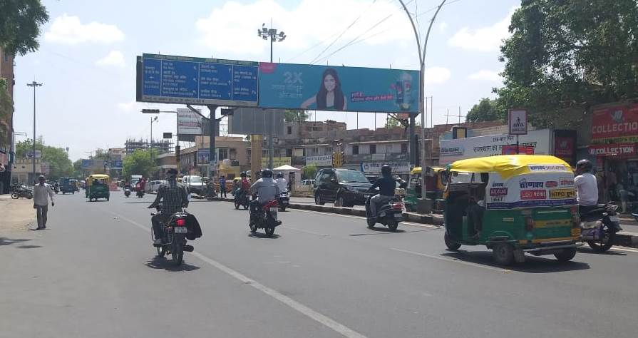 Outdoor Advertising image