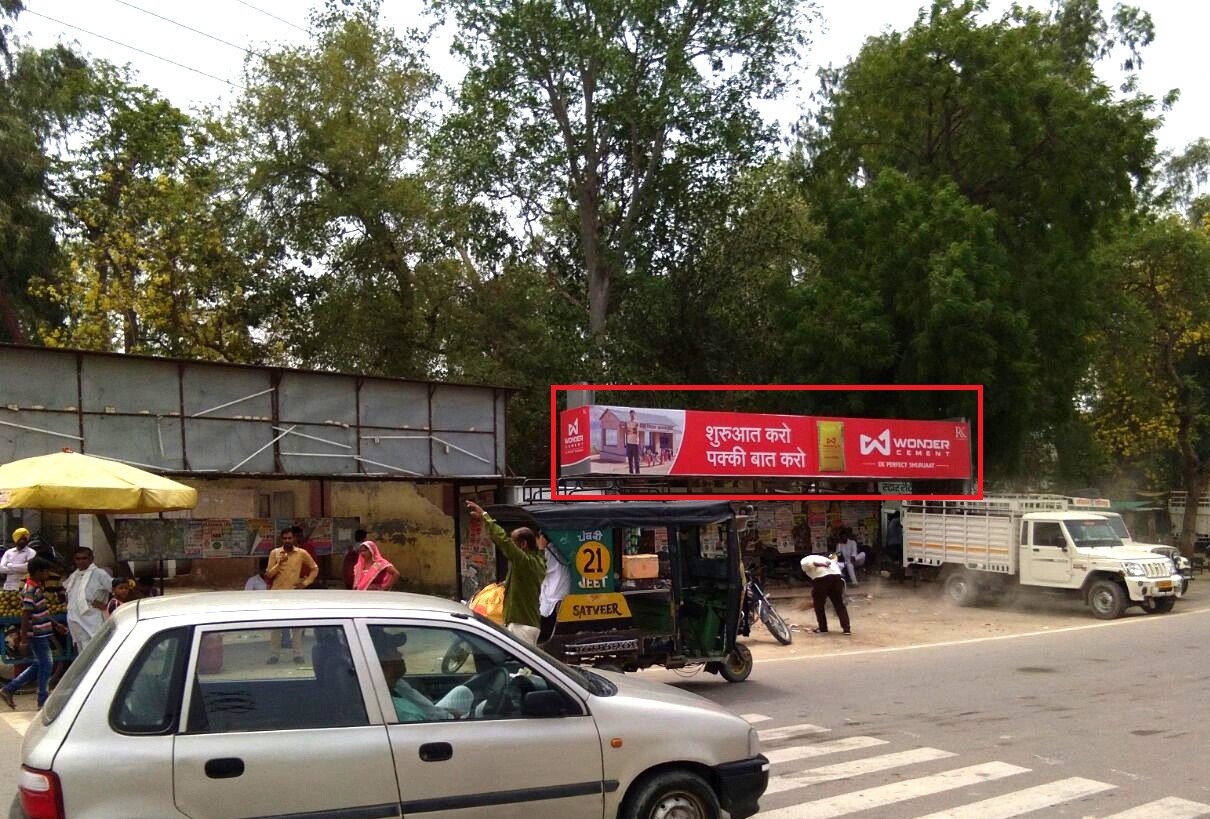 Outdoor Advertising image