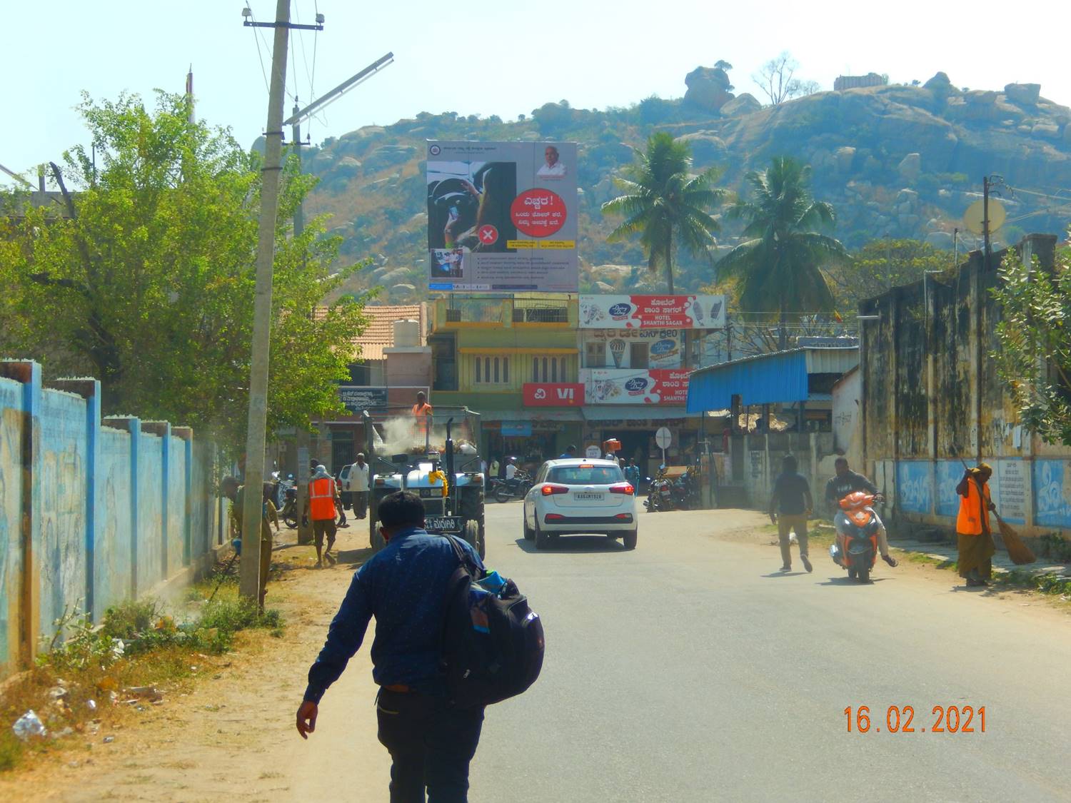 Outdoor Advertising image