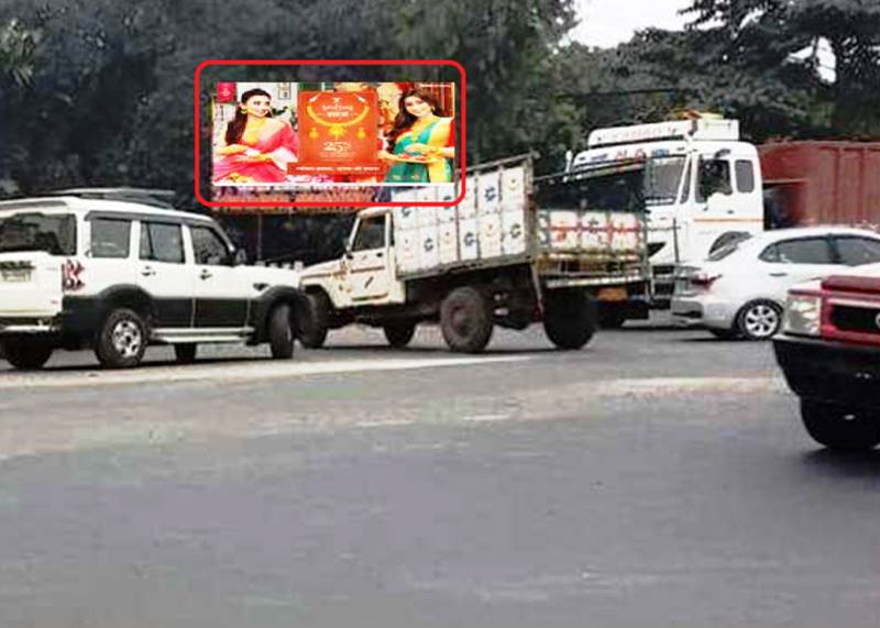 Outdoor Advertising image