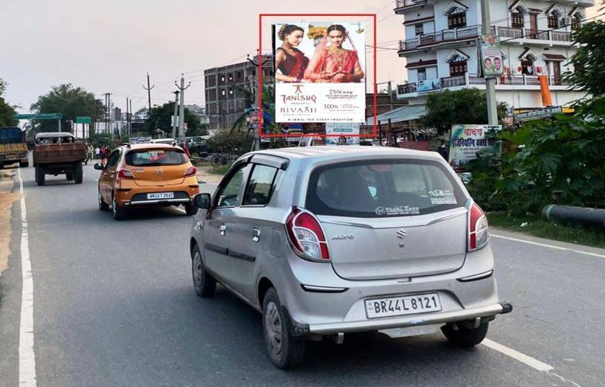 Outdoor Advertising image