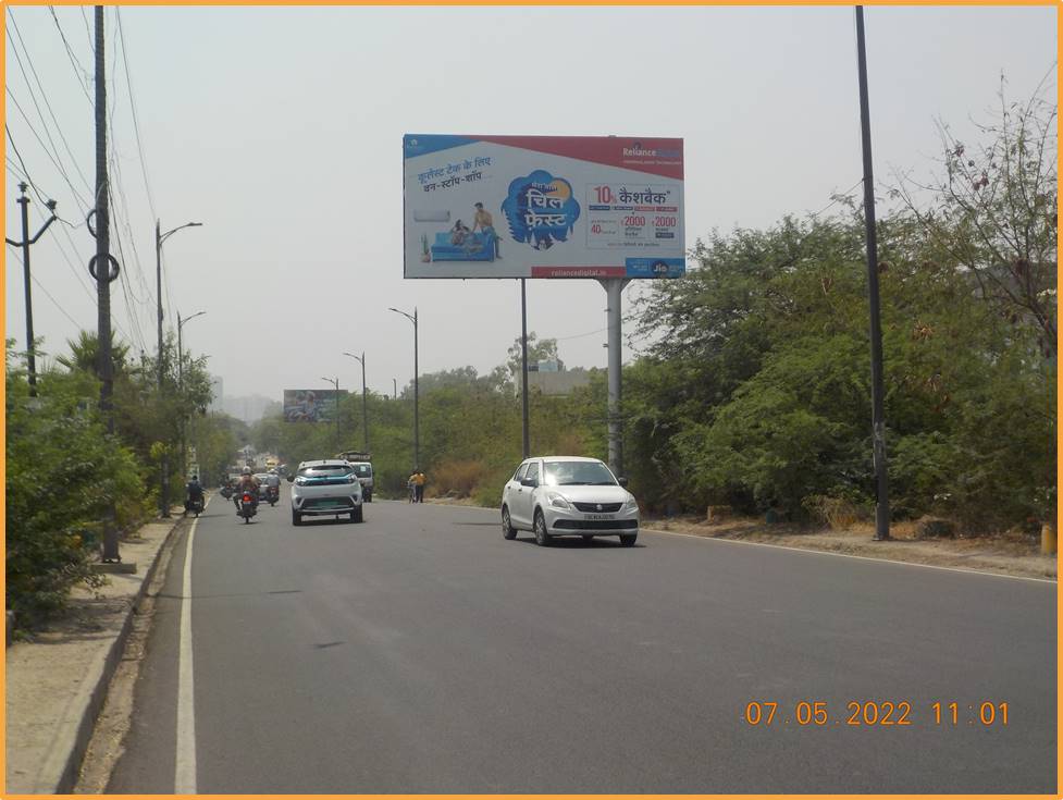 Outdoor Advertising image