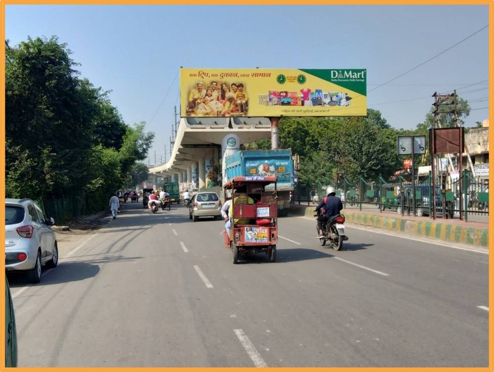 Outdoor Advertising image