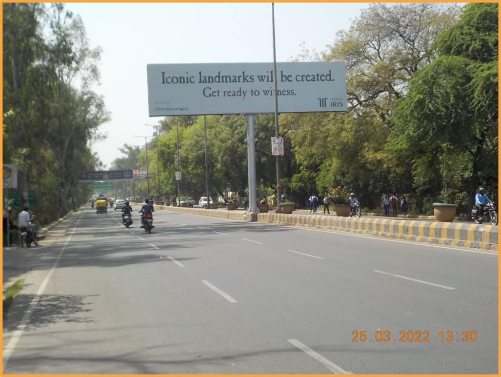 Outdoor Advertising image