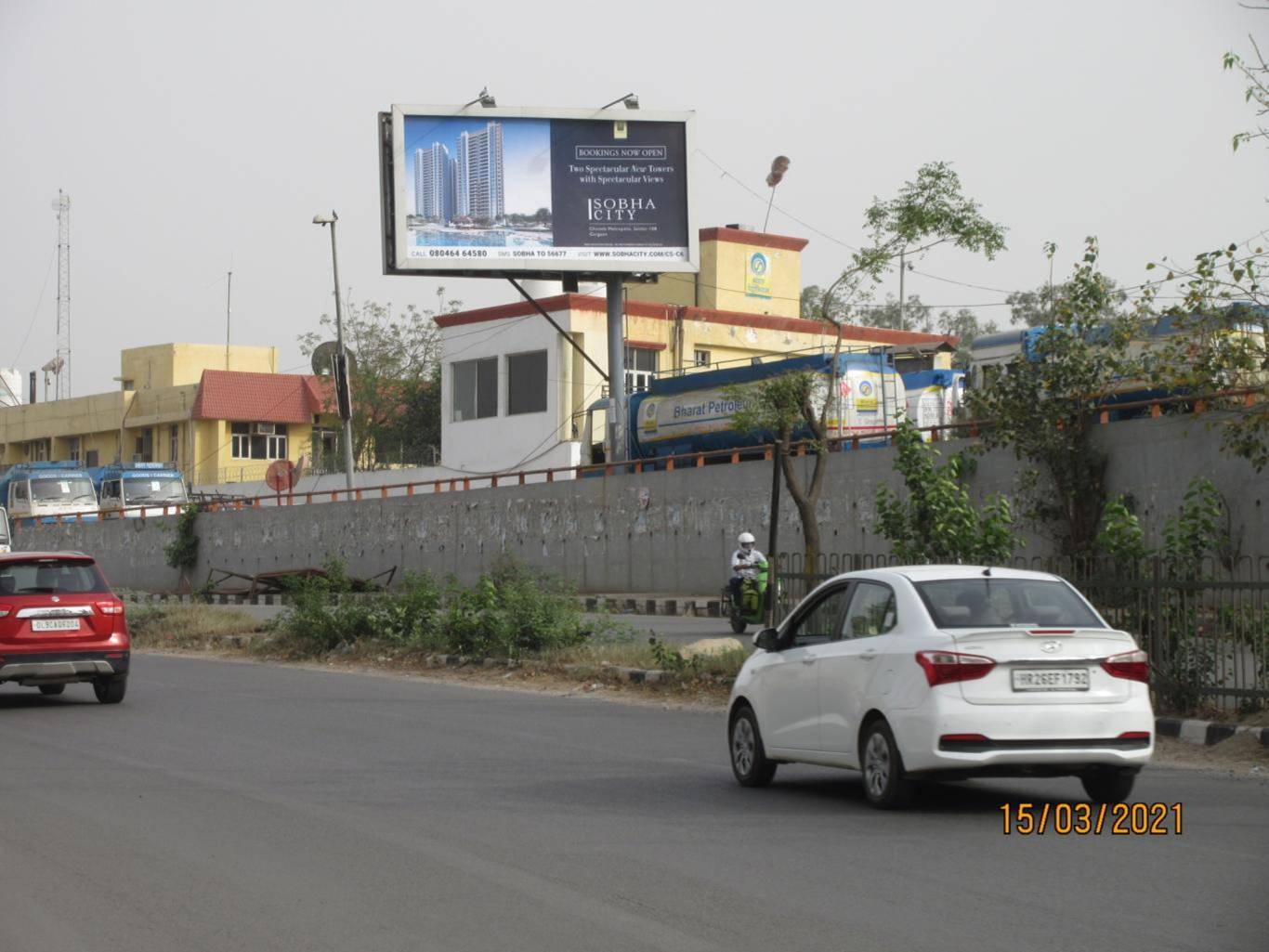 Outdoor Advertising image