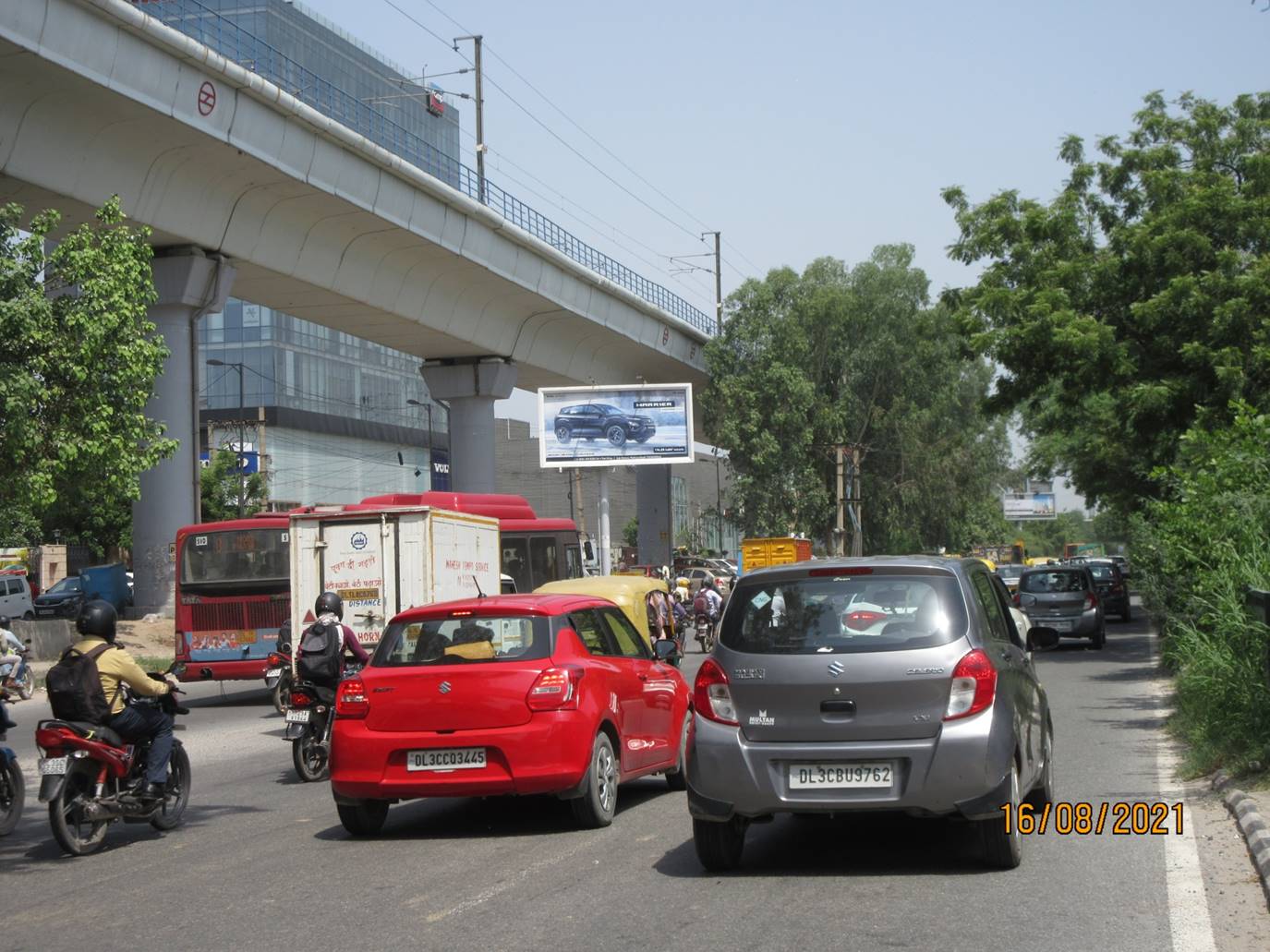 Outdoor Advertising image