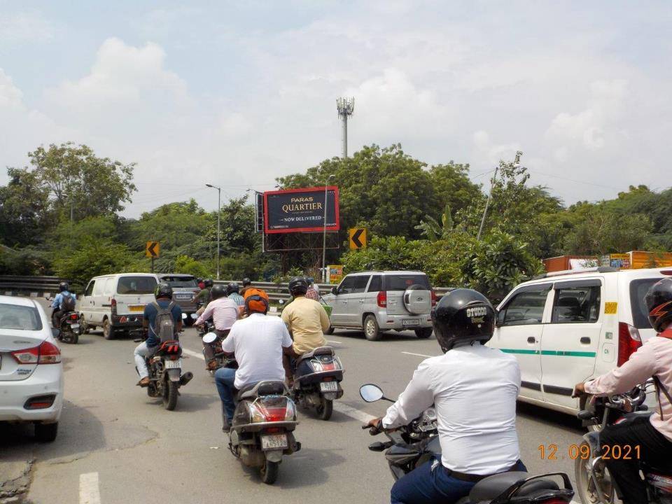 Outdoor Advertising image
