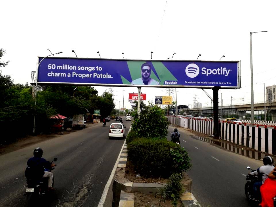 Outdoor Advertising image
