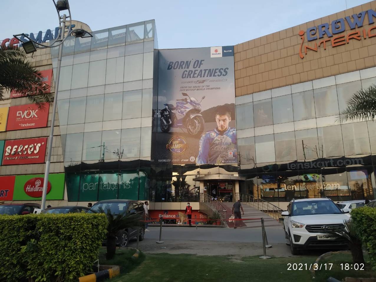 Outdoor Advertising image