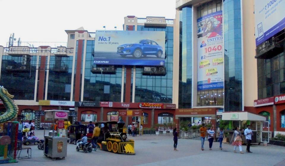 Outdoor Advertising image