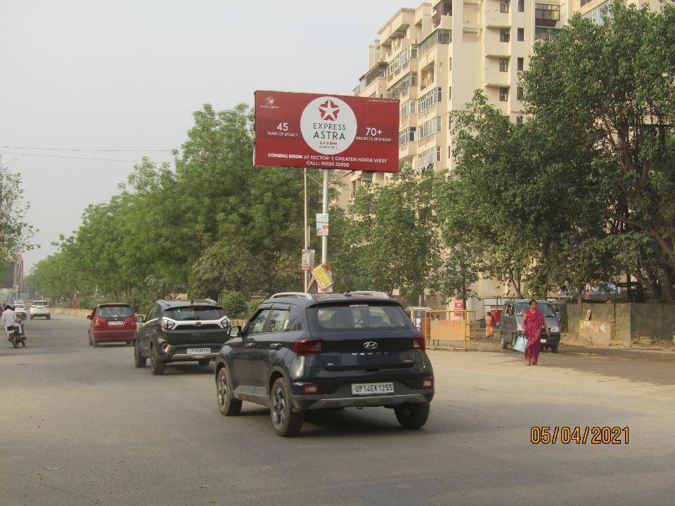 Outdoor Advertising image