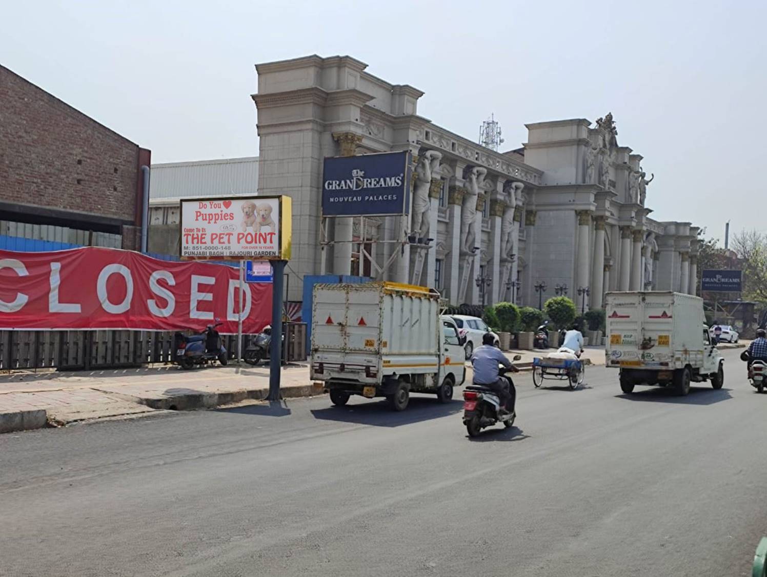 Outdoor Advertising image