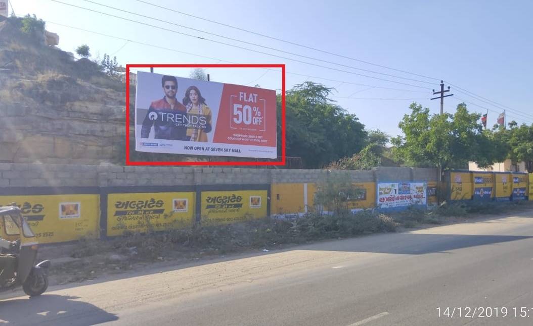 Outdoor Advertising image