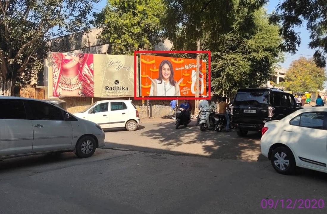 Outdoor Advertising image