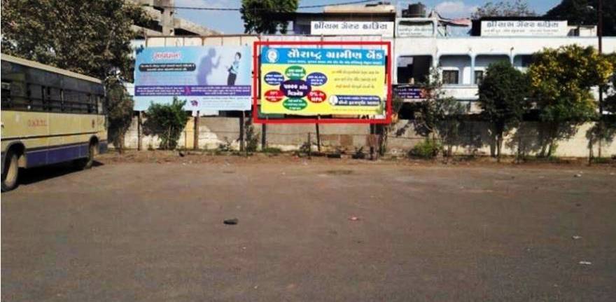 Outdoor Advertising image