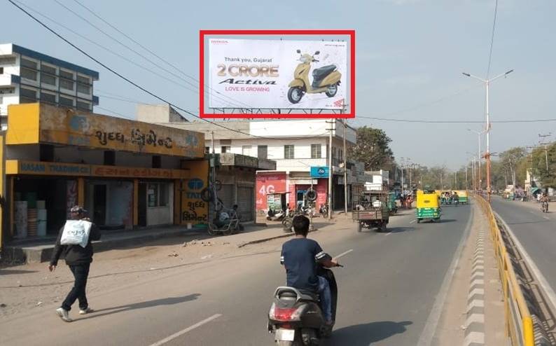 Outdoor Advertising image