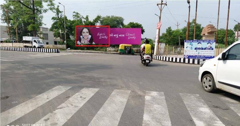 Outdoor Advertising image
