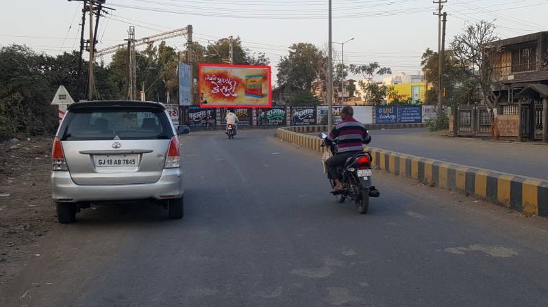 Outdoor Advertising image