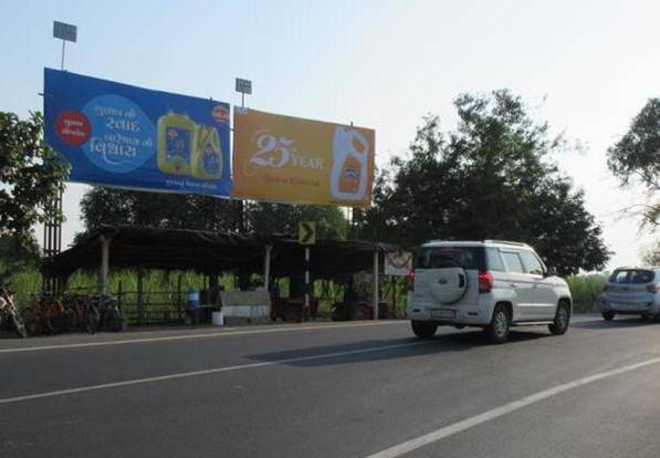 Outdoor Advertising image