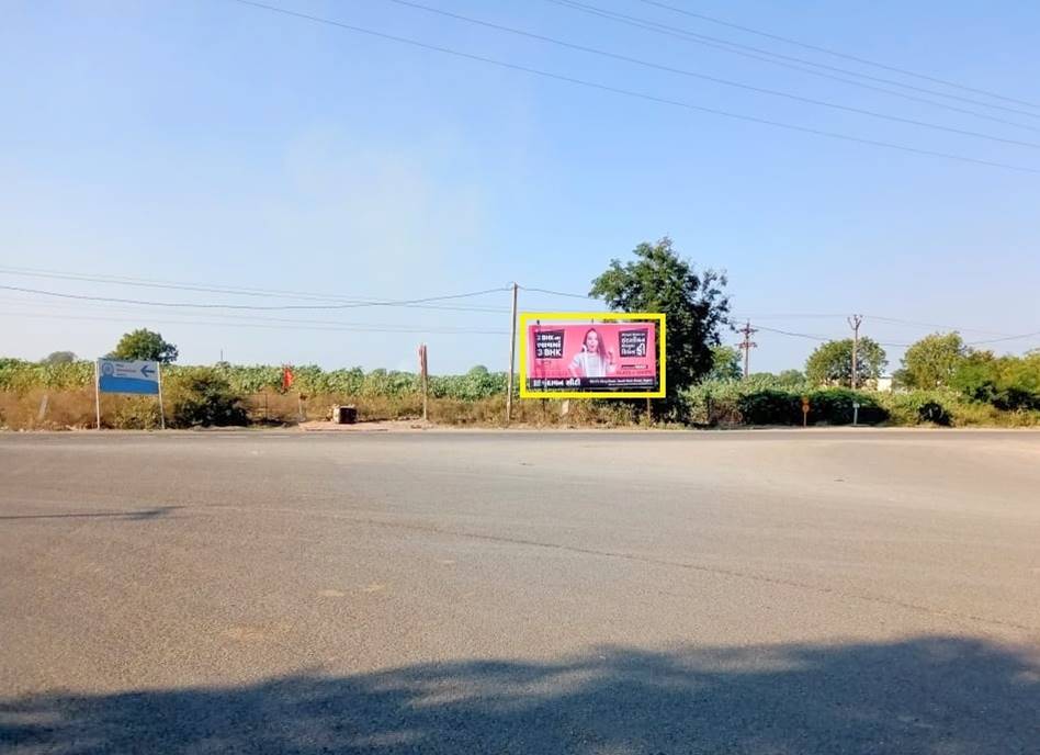 Outdoor Advertising image