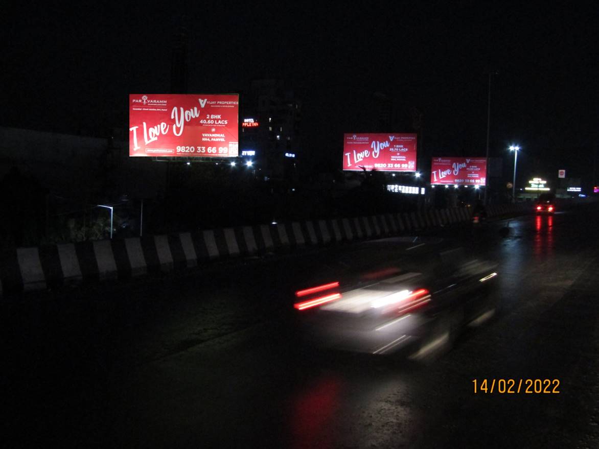 Outdoor Advertising image