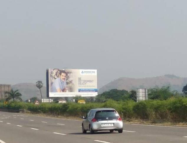 Outdoor Advertising image