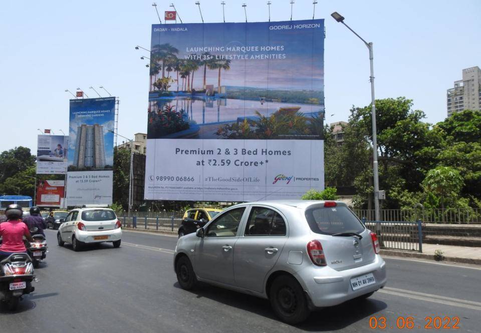 Outdoor Advertising image