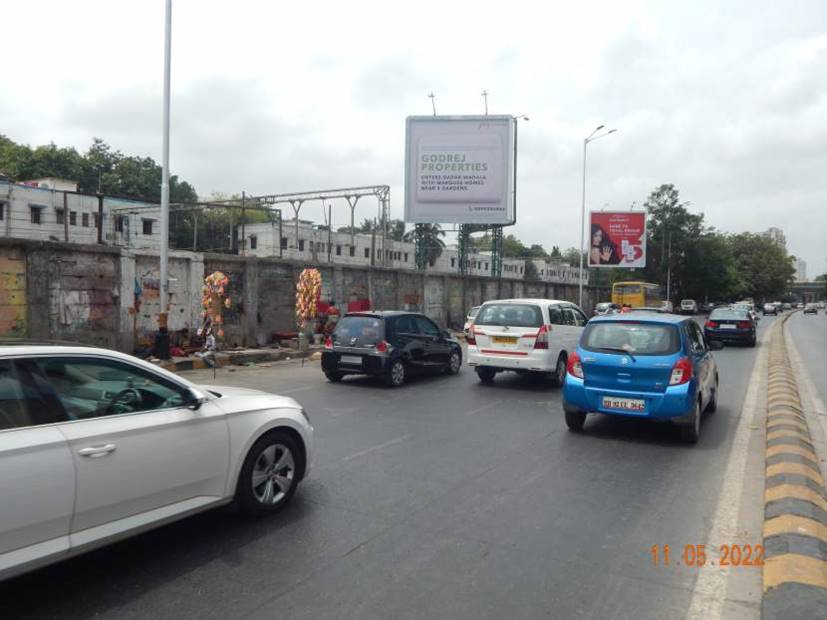 Outdoor Advertising image