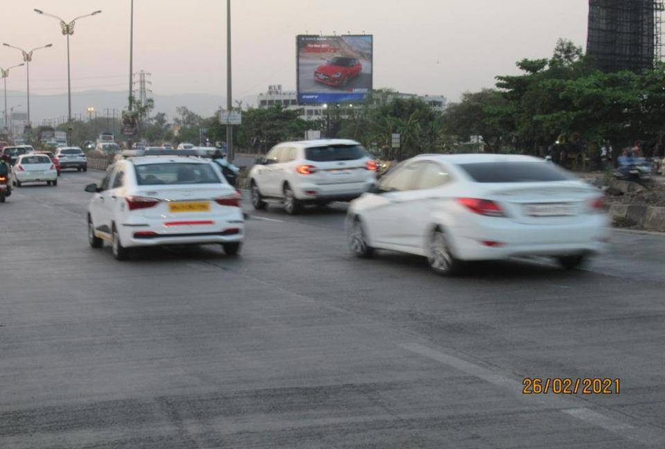 Outdoor Advertising image