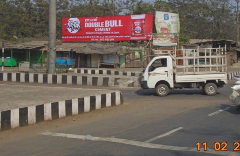 Outdoor Advertising image