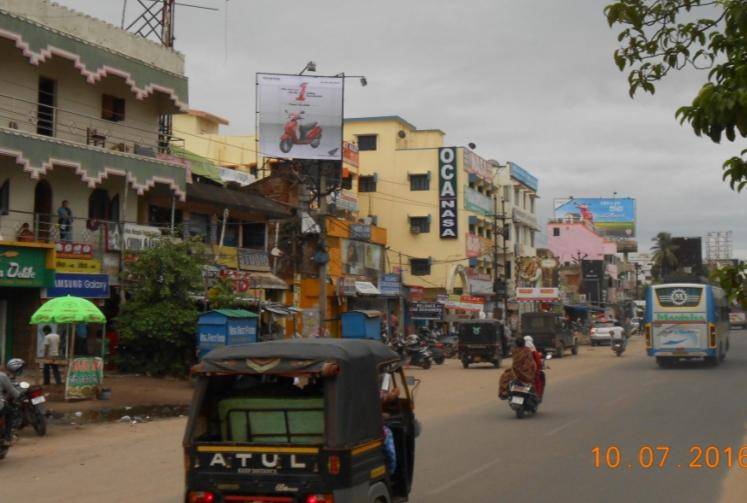 Outdoor Advertising image