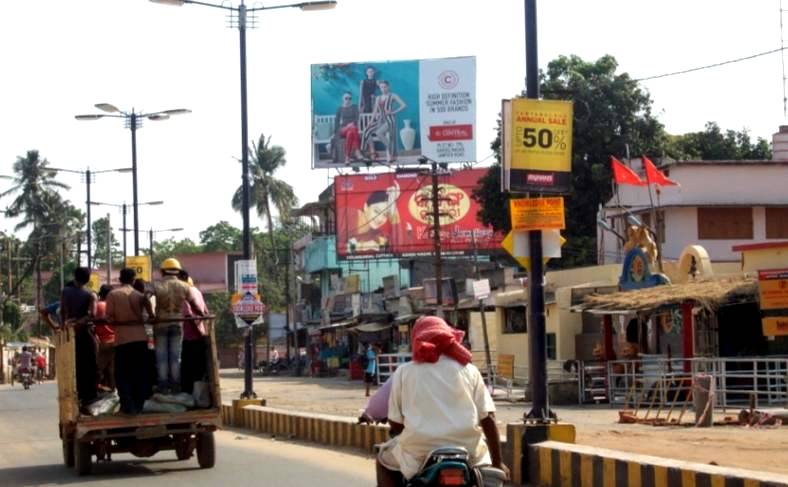 Outdoor Advertising image
