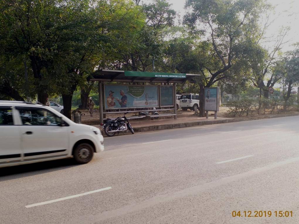 Outdoor Advertising image