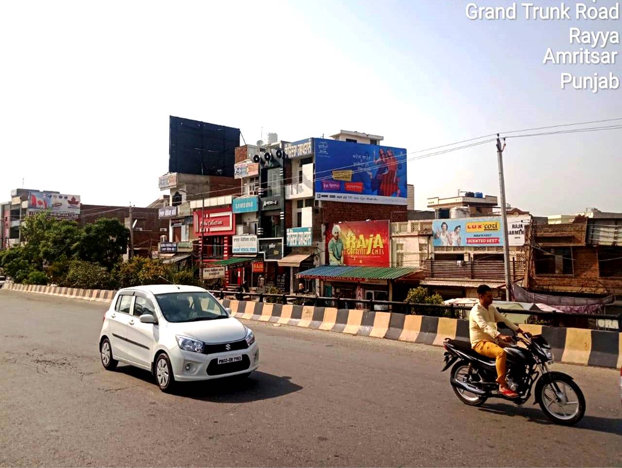 Outdoor Advertising image