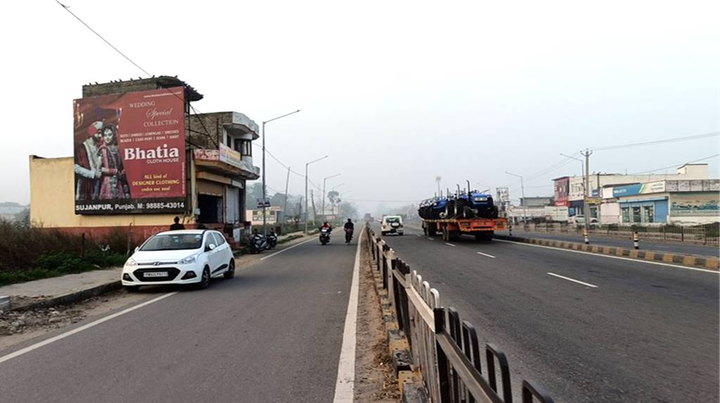 Outdoor Advertising image