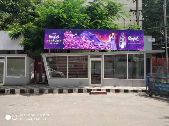 Outdoor Advertising image