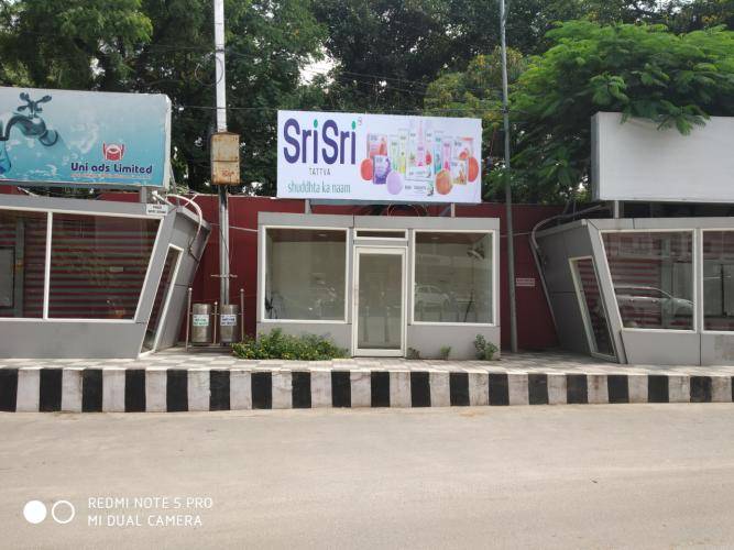 Outdoor Advertising image