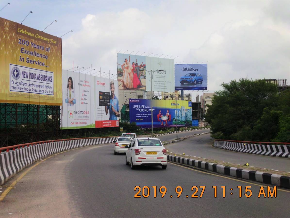 Outdoor Advertising image