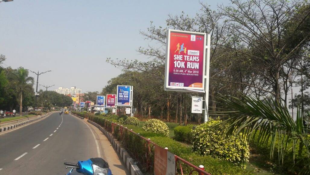 Outdoor Advertising image